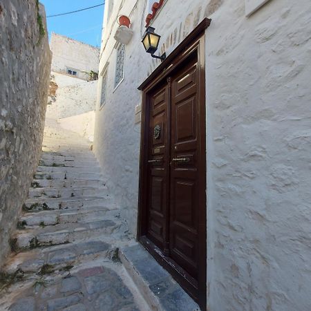 Danae Port House Apartment Hydra  Bagian luar foto