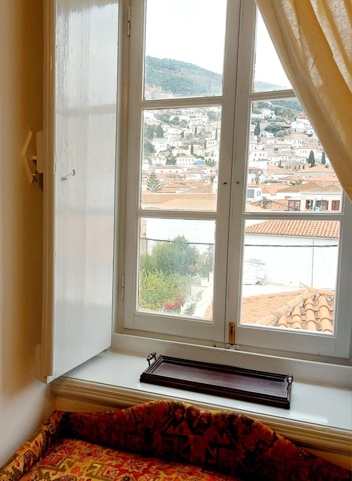 Danae Port House Apartment Hydra  Bagian luar foto
